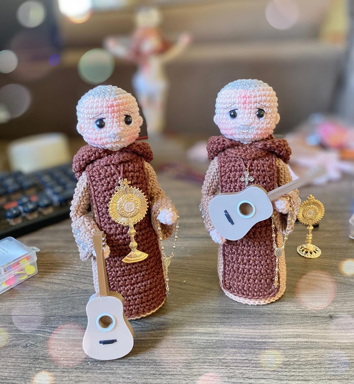 Frei Gilsinho, o Companheiro de Oração! | Acompanha Ostensório + Violão